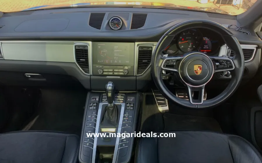 2017 Porsche Macan GTS with Sunroof in Kenya for Sale | Magari Deals