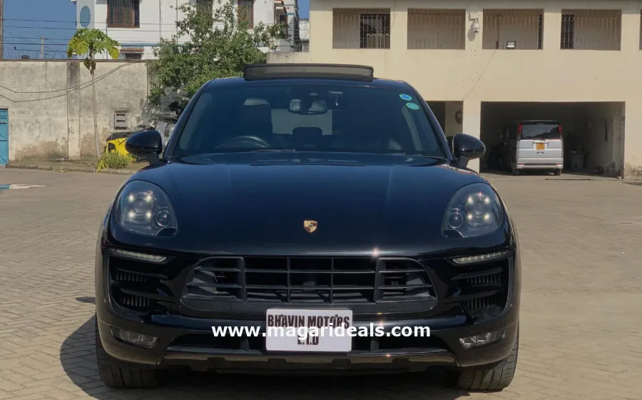 2017 Porsche Macan GTS with Sunroof in Kenya for Sale | Magari Deals