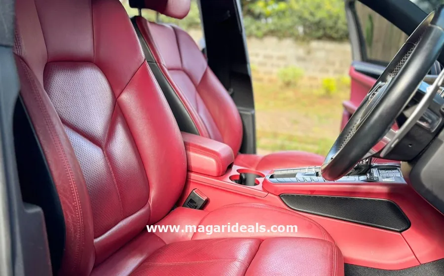2016 Porsche Macan S in Kenya for Sale | Magari Deals