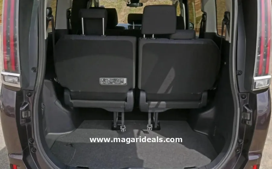 TOYOTA NOAH in Kenya for Sale | Magari Deals