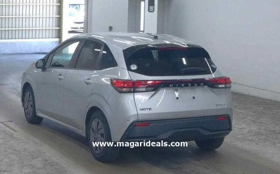 2021 NISSAN NOTE E-POWER in Kenya for Sale | Magari Deals