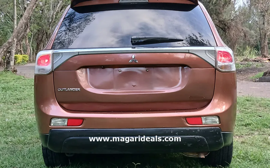 2012 MITSUBISHI OUTLANDER  in Kenya for Sale | Magari Deals