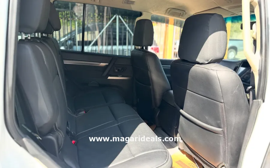 MITSUBISHI PAJERO in Kenya for Sale | Magari Deals