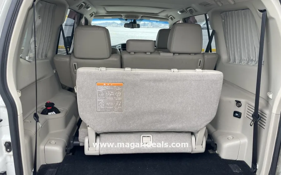 MITSUBISHI PAJERO Super Exceed 2018 Diesel in Kenya for Sale | Magari Deals