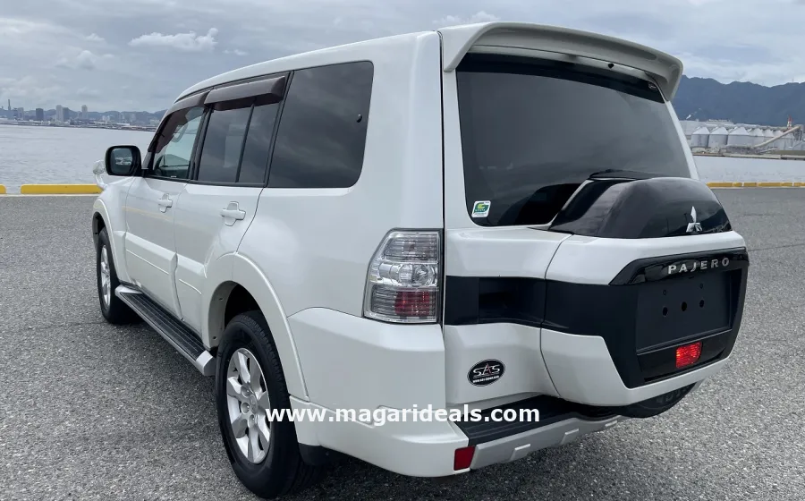 MITSUBISHI PAJERO Super Exceed 2018 Diesel in Kenya for Sale | Magari Deals
