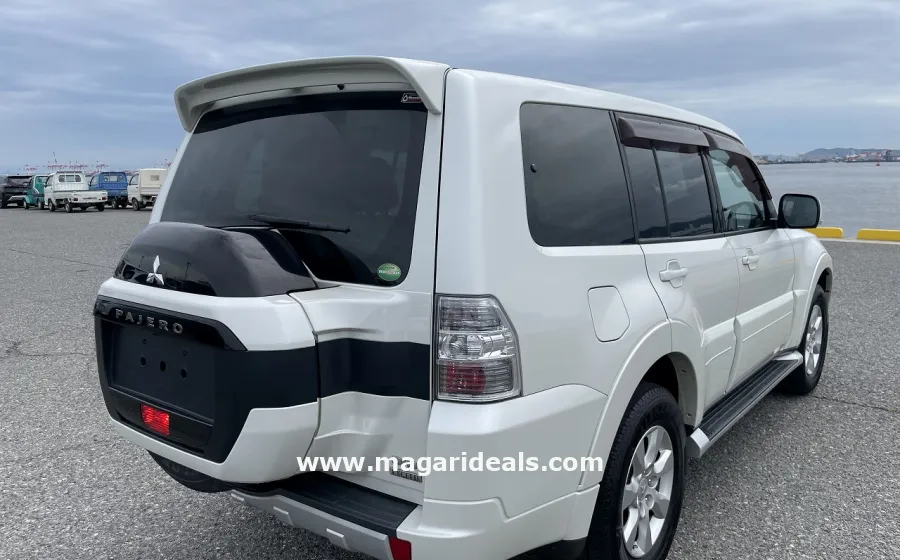 MITSUBISHI PAJERO Super Exceed 2018 Diesel in Kenya for Sale | Magari Deals