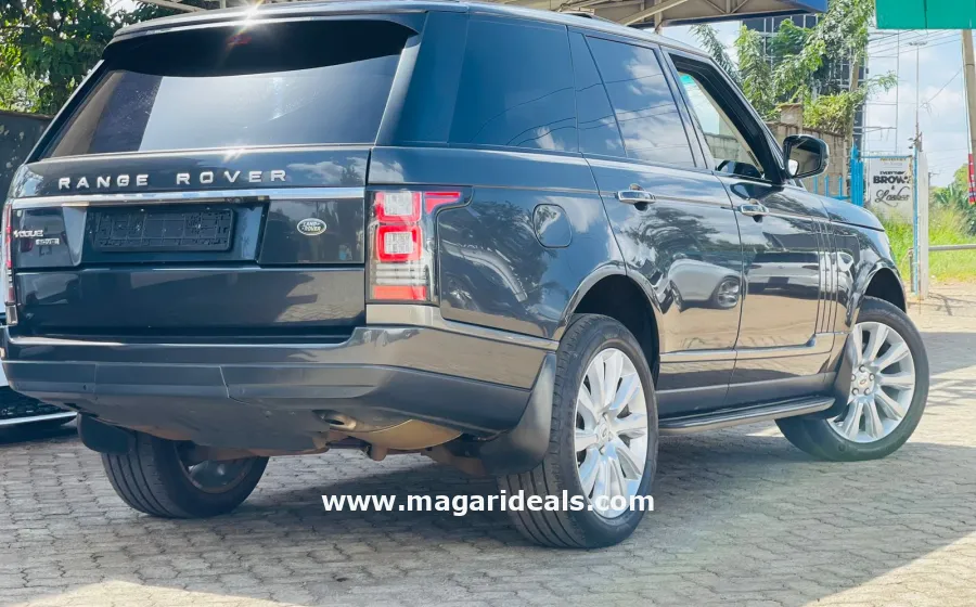 Range Rover Vogue SDV8 HSE in Kenya for Sale | Magari Deals