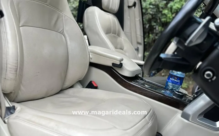 2018 RANGE ROVER VOGUE AUTOBIOGRAPHY in Kenya for Sale | Magari Deals