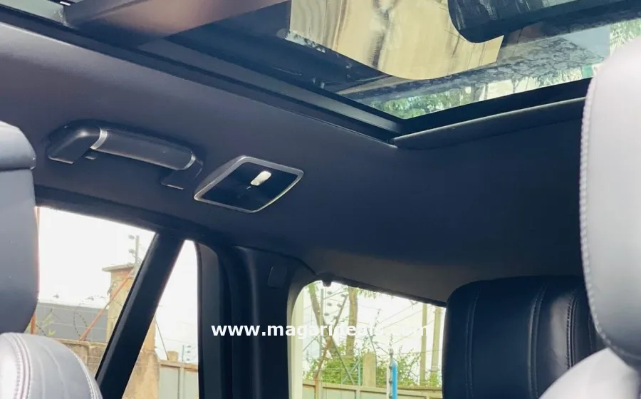2019 Range Rover Vogue SDV6 SE in Kenya for Sale | Magari Deals