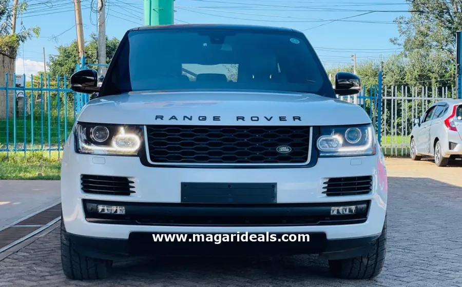 Range Rover Vogue SE in Kenya for Sale | Magari Deals