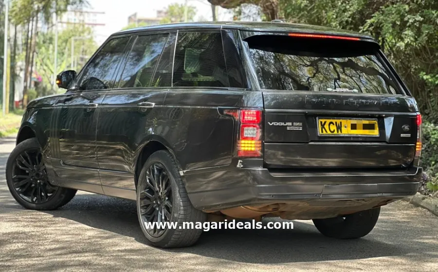 2013 RANGE ROVER VOGUE SE AUTOBIOGRAPHY in Kenya for Sale | Magari Deals