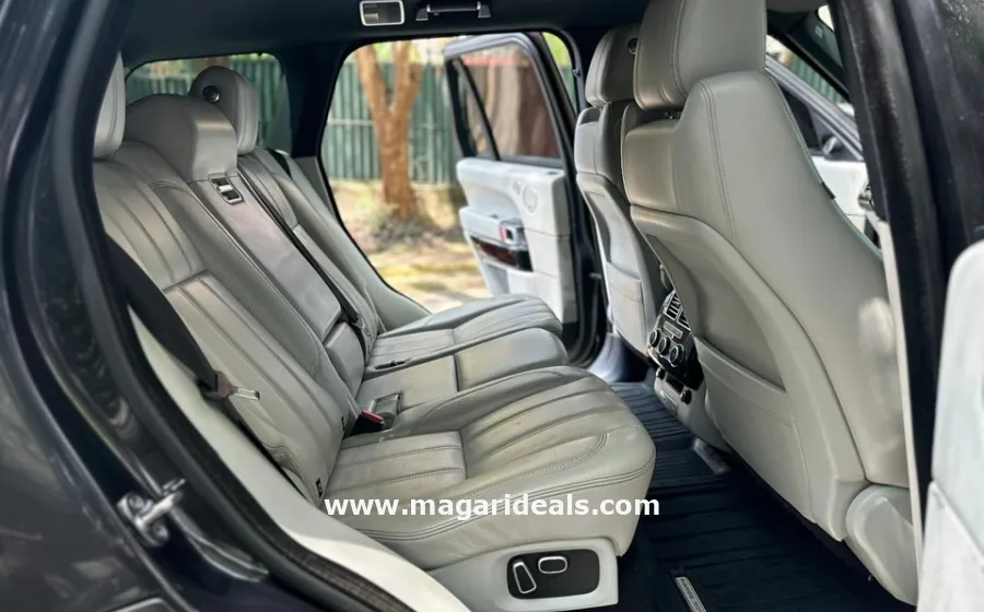 2013 RANGE ROVER VOGUE SE AUTOBIOGRAPHY in Kenya for Sale | Magari Deals