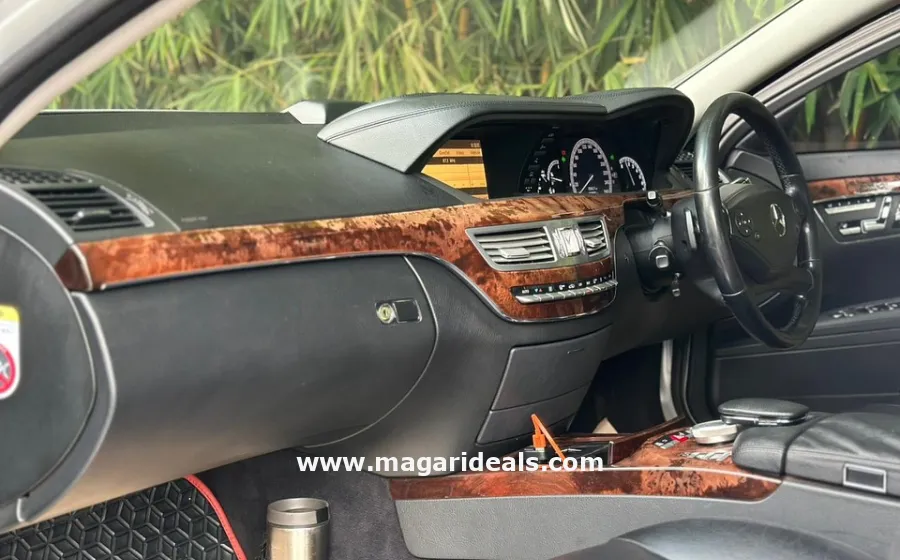 Mercedes-Benz S350 in Kenya for Sale | Magari Deals