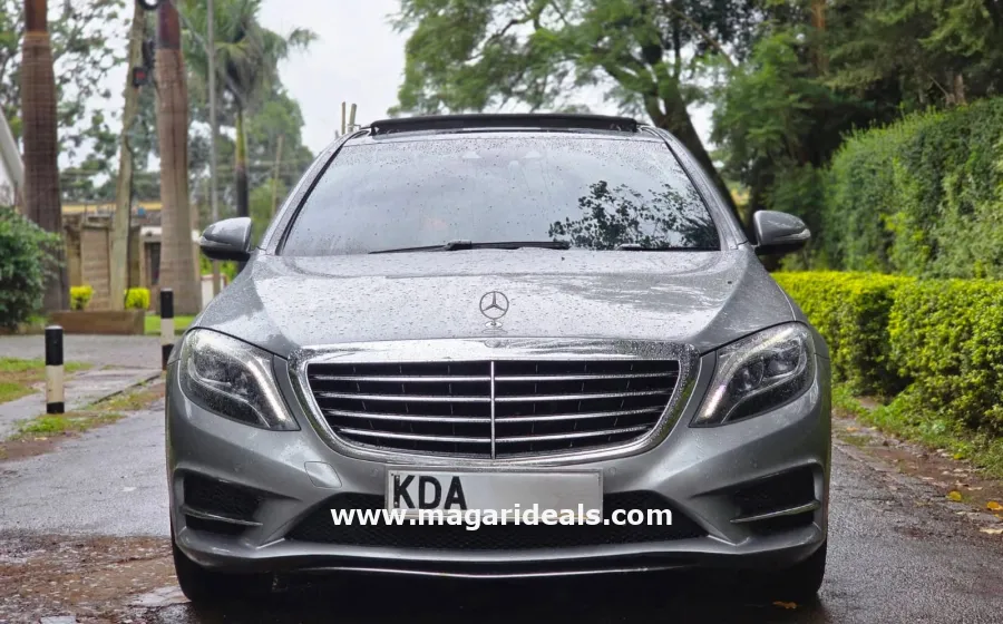 Mercedes-Benz S350 2013 locally used in Kenya in Kenya for Sale | Magari Deals