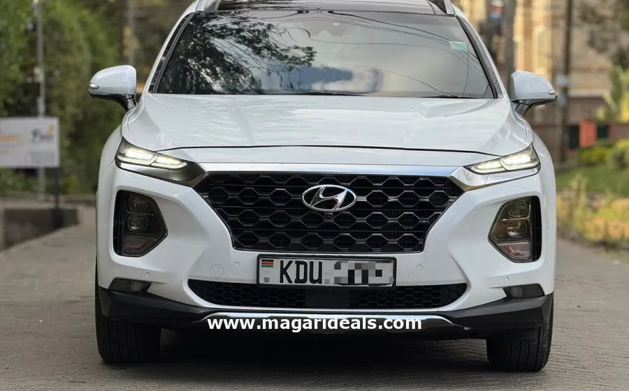 HYUNDAI SANTA FE HIGHLANDER 2.2D in Kenya for Sale | Magari Deals