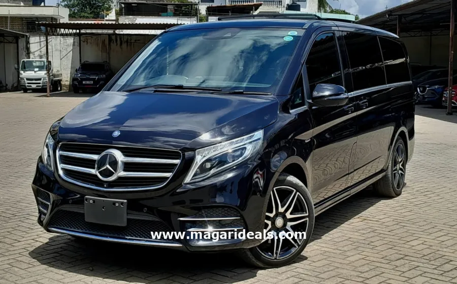 Mercedes Benz V220 CDI in Kenya in Kenya for Sale | Magari Deals