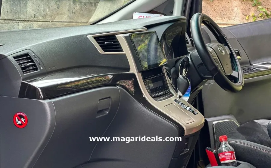 TOYOTA VELLFIRE in Kenya for Sale | Magari Deals