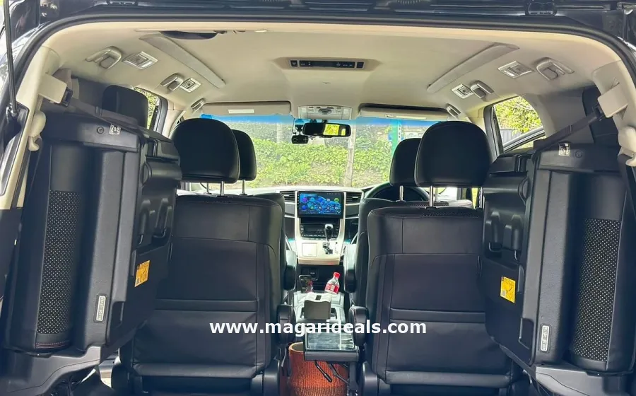 TOYOTA VELLFIRE in Kenya for Sale | Magari Deals