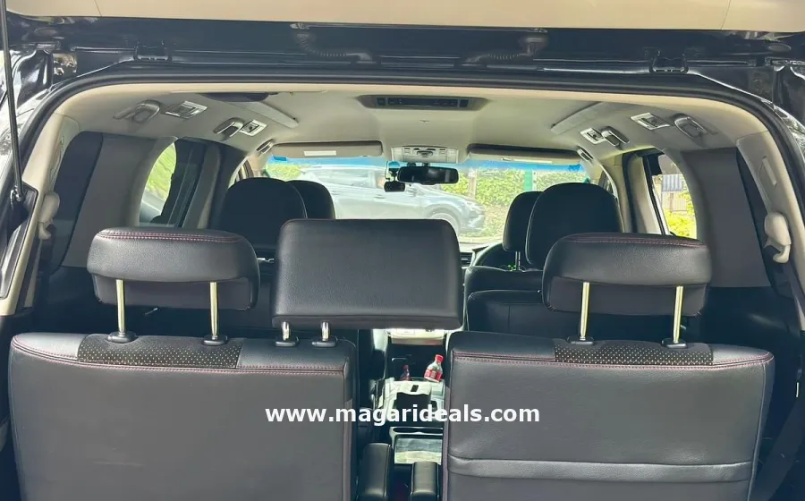 TOYOTA VELLFIRE in Kenya for Sale | Magari Deals