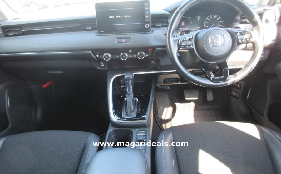 2021 HONDA VEZEL e:HEV PLAY in Kenya for Sale | Magari Deals