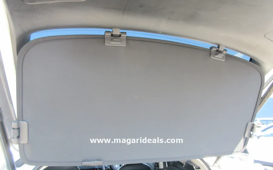2021 HONDA VEZEL e:HEV PLAY in Kenya for Sale | Magari Deals