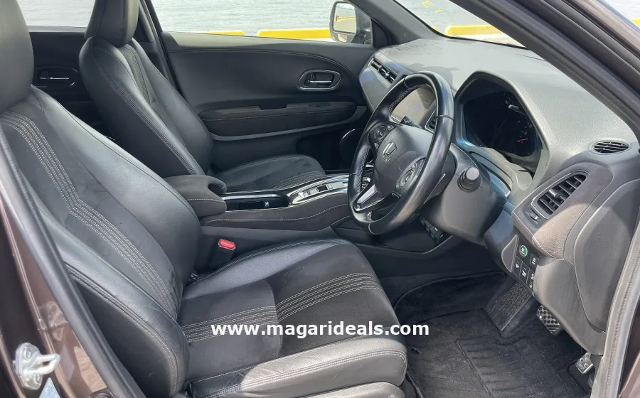 2019 Honda Vezel RU3 RS in Kenya for Sale | Magari Deals
