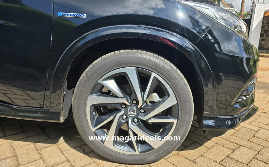 2019 Honda Vezel RU3 RS in Kenya for Sale | Magari Deals