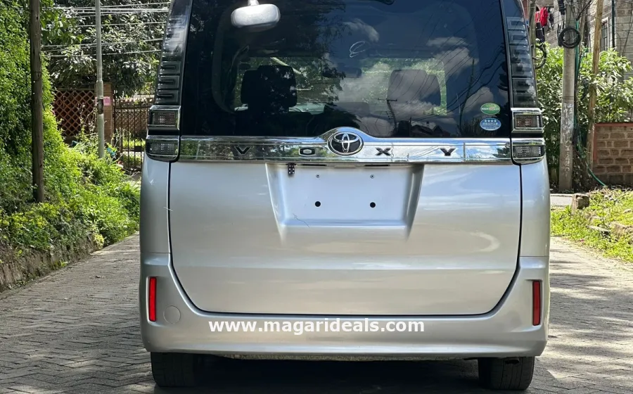 TOYOTA VOXY in Kenya for Sale | Magari Deals