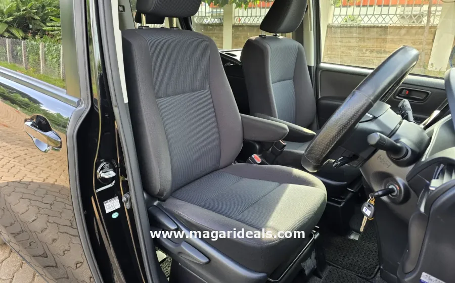TOYOTA VOXY (Non Hybrid) in Kenya for Sale | Magari Deals