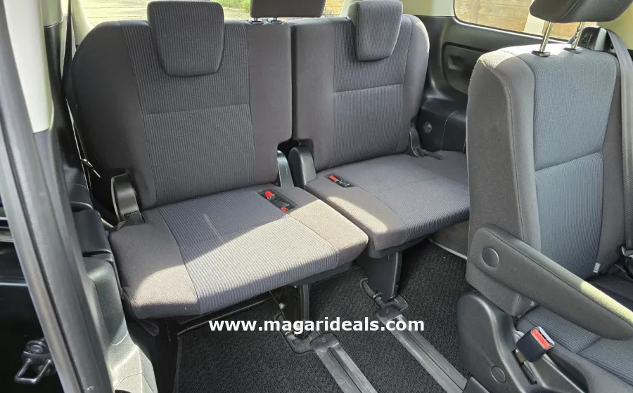TOYOTA VOXY (Non Hybrid) in Kenya for Sale | Magari Deals