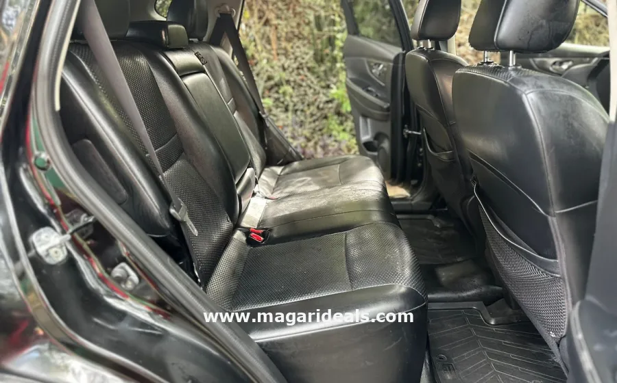 2014 NISSAN XTRAIL HYBRID in Kenya for Sale | Magari Deals