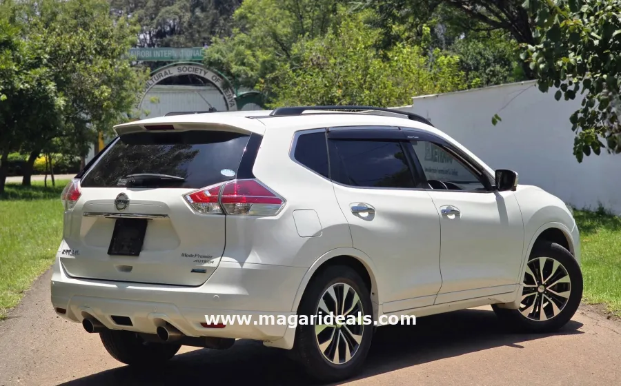 NISSAN X-TRAIL Autech 2015 in Nairobi in Kenya for Sale | Magari Deals