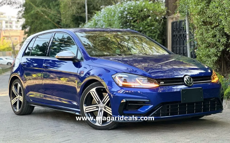 VOLKSWAGEN GOLF R 2017 in Kenya for Sale | Magari Deals
