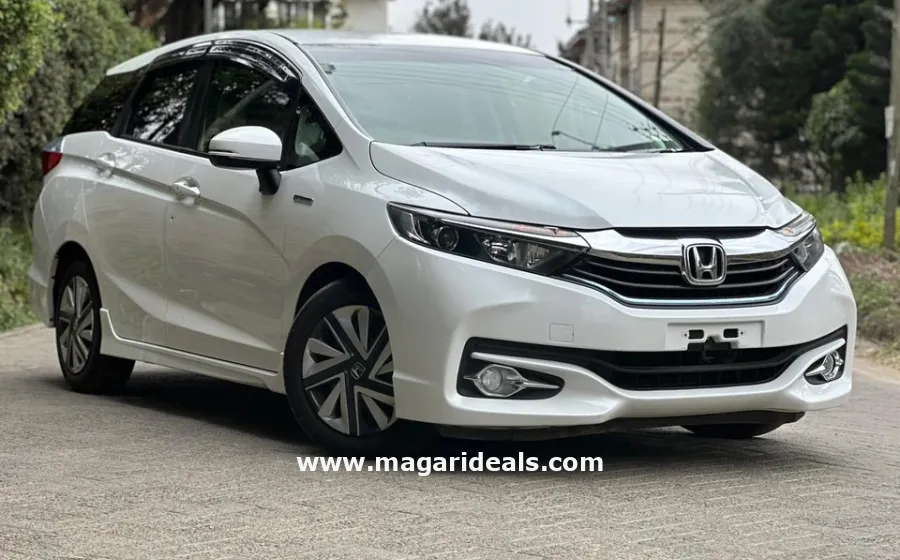 2018 HONDA FIT SHUTTLE HYBRID in Kenya for Sale | Magari Deals