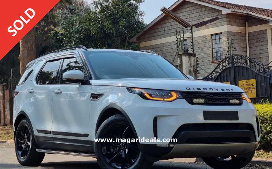 LANDROVER DISCOVERY V HSE TD6 with SUNROOF for Sale | Magari Deals