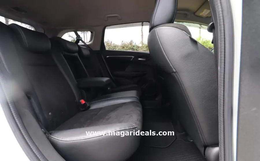 HONDA FIT  shuttle in Nairobi Kenya for Sale in Kenya for Sale | Magari Deals