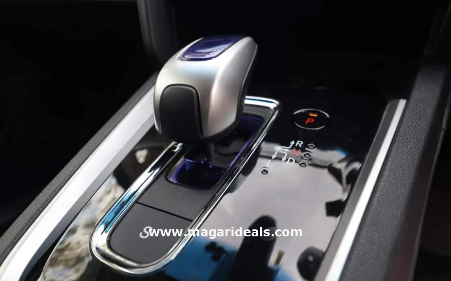 HONDA FIT  shuttle in Nairobi Kenya for Sale in Kenya for Sale | Magari Deals