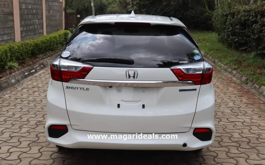 HONDA FIT  shuttle in Nairobi Kenya for Sale in Kenya for Sale | Magari Deals