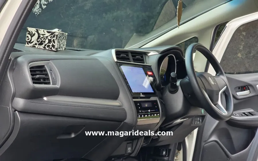 2016 HONDA FIT in Nairobi for Sale in Kenya for Sale | Magari Deals