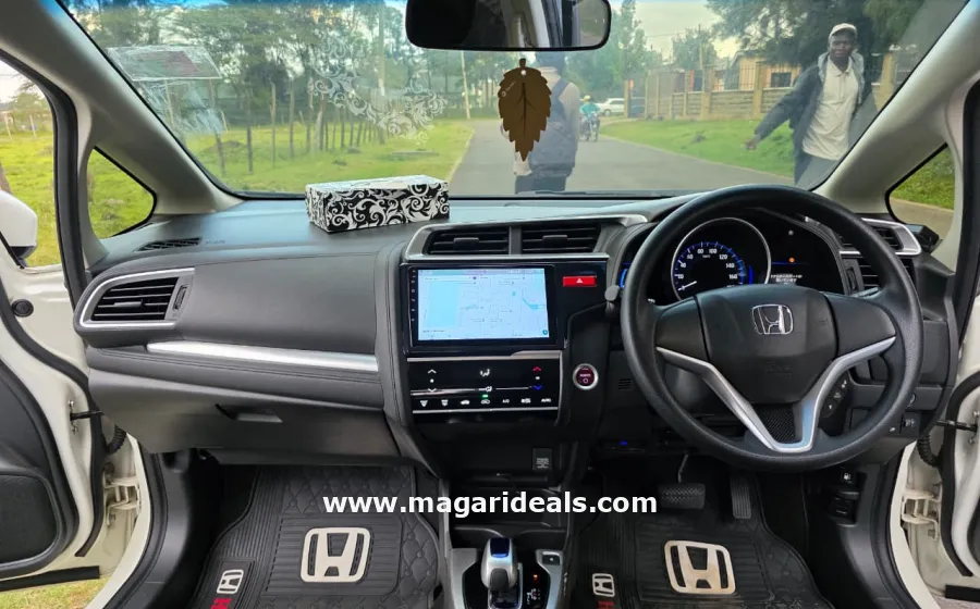 2016 HONDA FIT in Nairobi for Sale in Kenya for Sale | Magari Deals