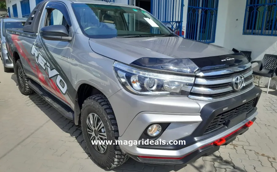 TOYOTA HILUX Revo Single Cab 2017 Silver Manual in Kenya for Sale | Magari Deals
