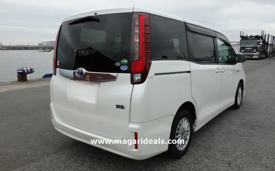 Toyota Noah Hybrid in Kenya for Sale | Magari Deals