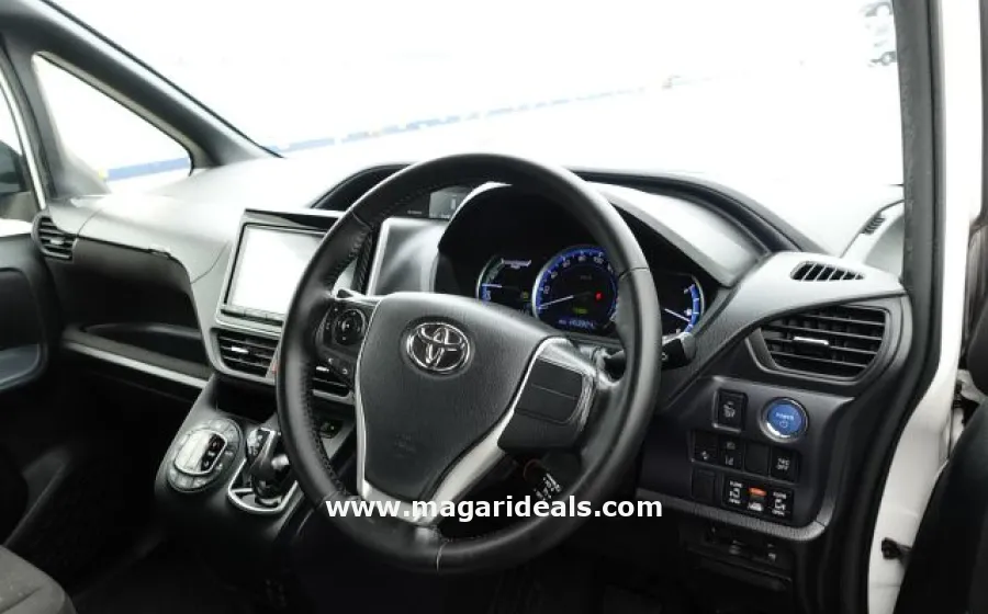 Toyota Noah Hybrid in Kenya for Sale | Magari Deals