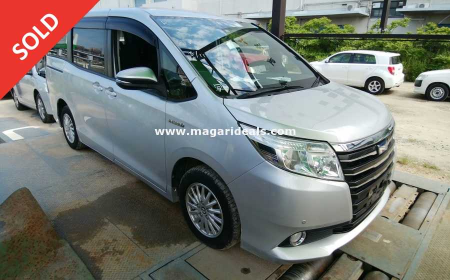 Toyota Noah Hybrid for Sale | Magari Deals