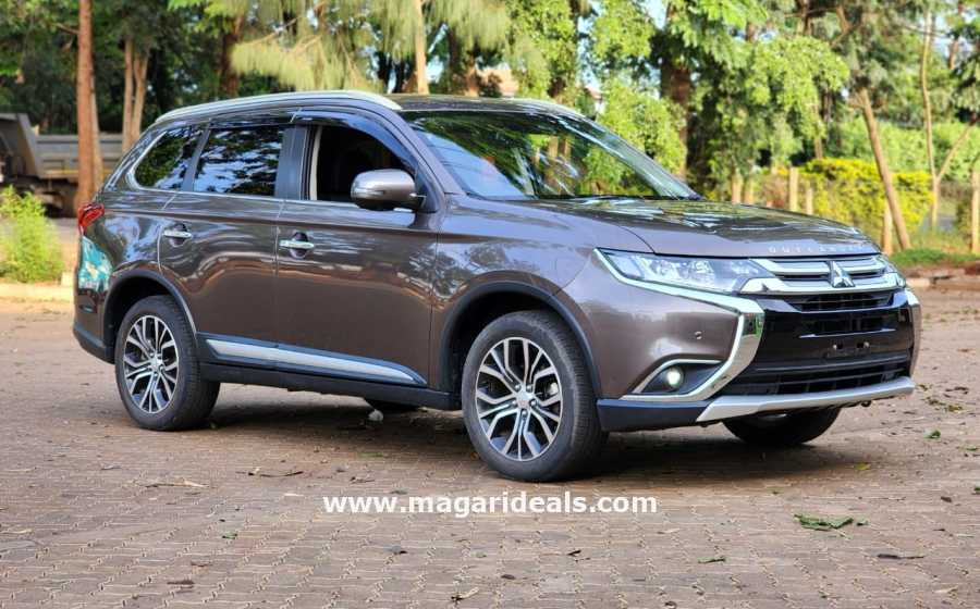 MITSUBISHI OUTLANDER  in Kenya for Sale | Magari Deals
