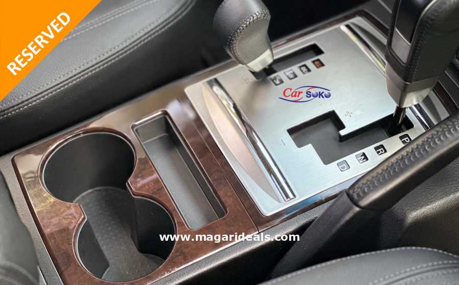 MITSUBISHI PAJERO DI-D SUPER EXCEED with SUNROOF  for Sale in Kenya | Magari Deals