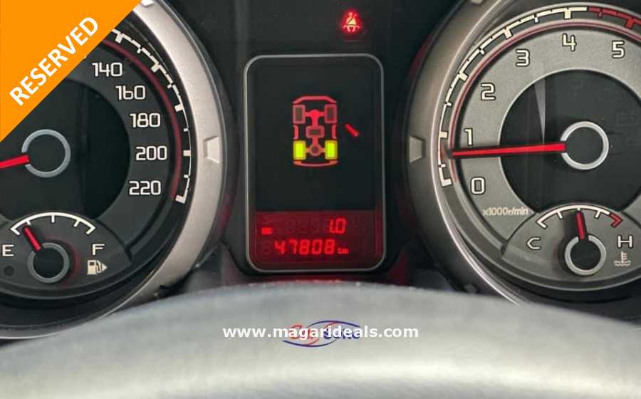 MITSUBISHI PAJERO DI-D SUPER EXCEED with SUNROOF  for Sale in Kenya | Magari Deals
