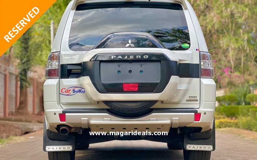 MITSUBISHI PAJERO DI-D SUPER EXCEED with SUNROOF  for Sale in Kenya | Magari Deals