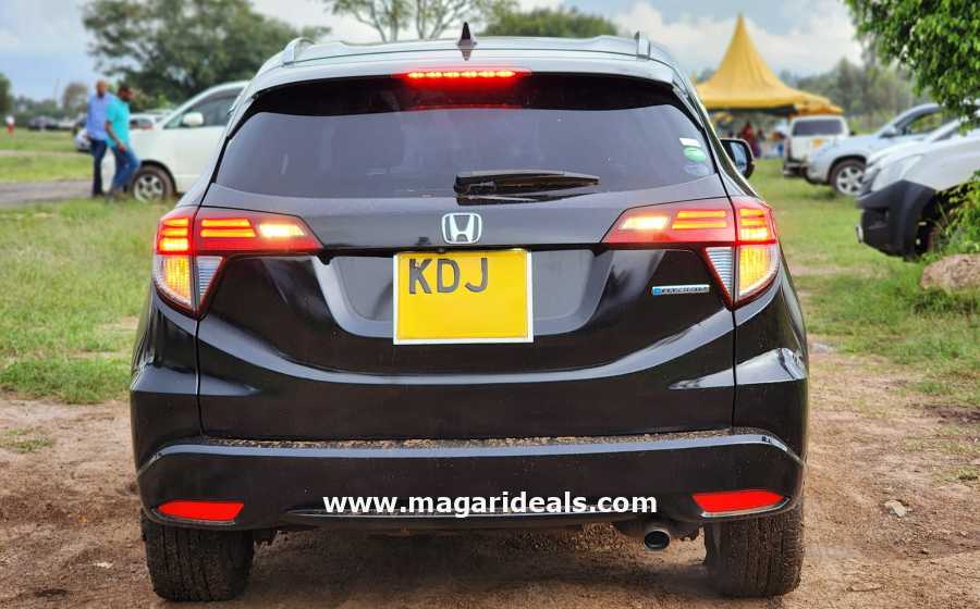 Honda Vezel Hybrid in Kenya for Sale | Magari Deals